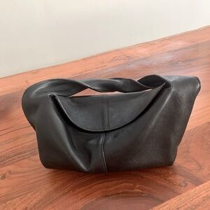 Massimo Dutti croissant bag